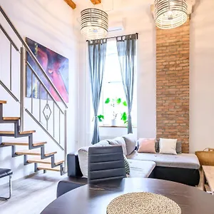 The Comfortable Loft Apartment
