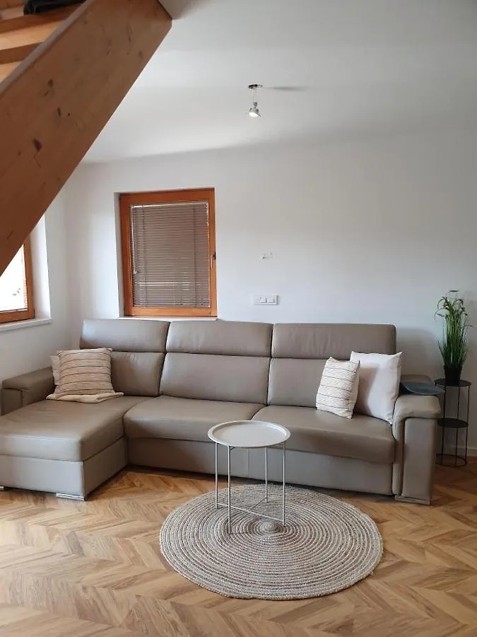 בית נופש לובליאנה River Houses Ljubljanica