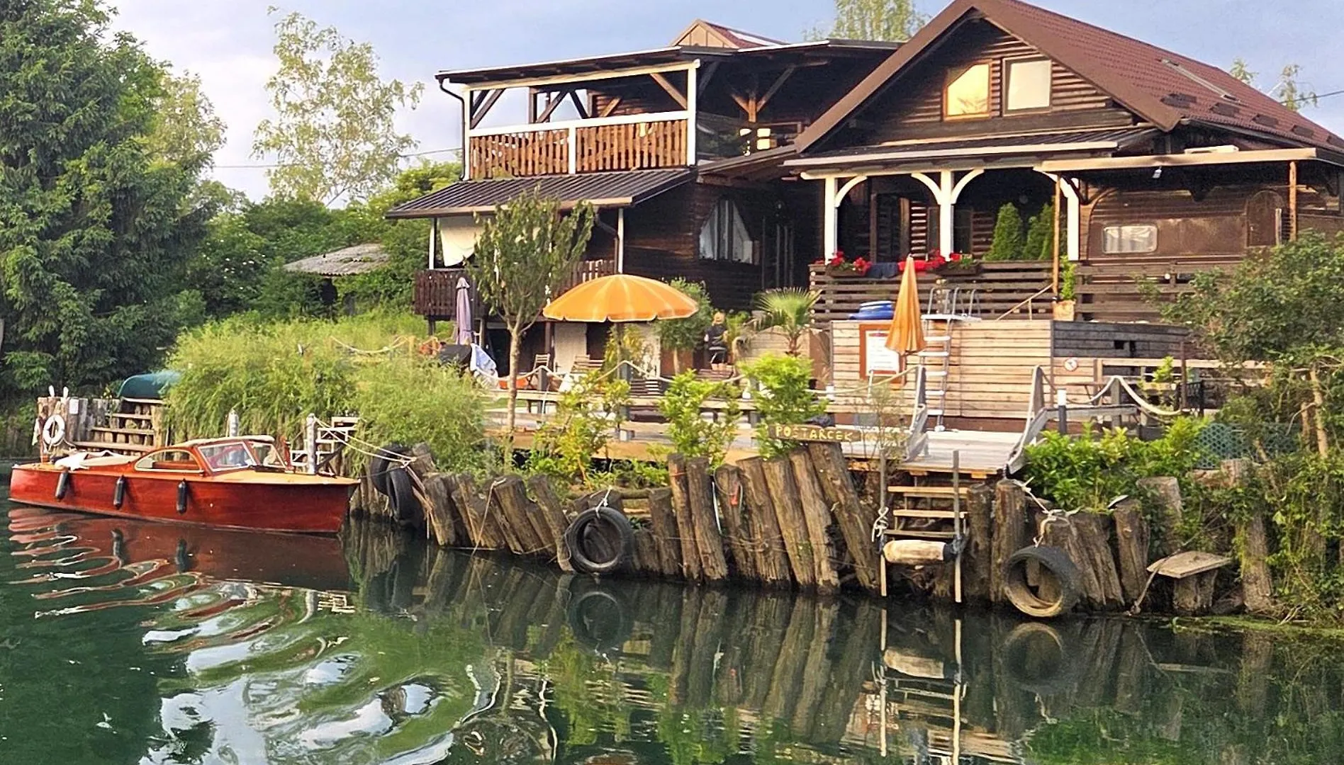 River Houses Ljubljanica Vikendica Ljubljana